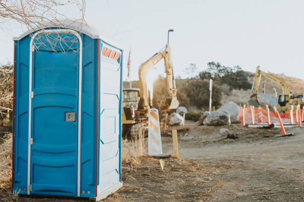 Portable bathroom rental in Lemon Hill, CA